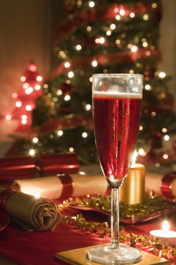 Как выбрать пиротехнику и шампанское на Новый год?