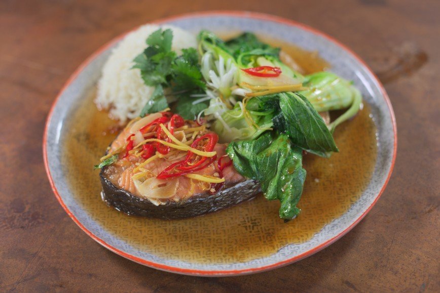 Вьетнамский карамелизированный лосось с рисом