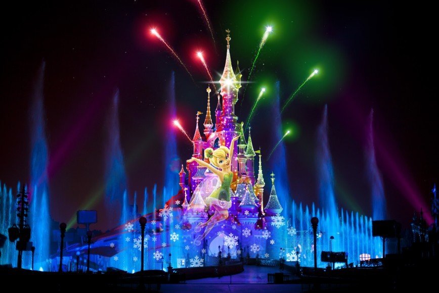 Disneyland® Париж приглашает встретить Новый год и Рождество