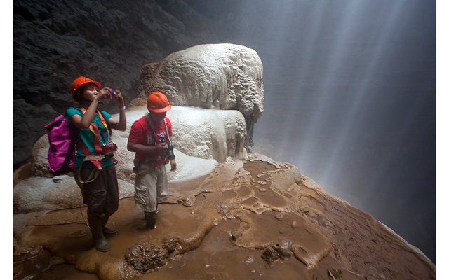 Путешествие по острову Ява: пещера Джомбланг (Goa Jomblang)