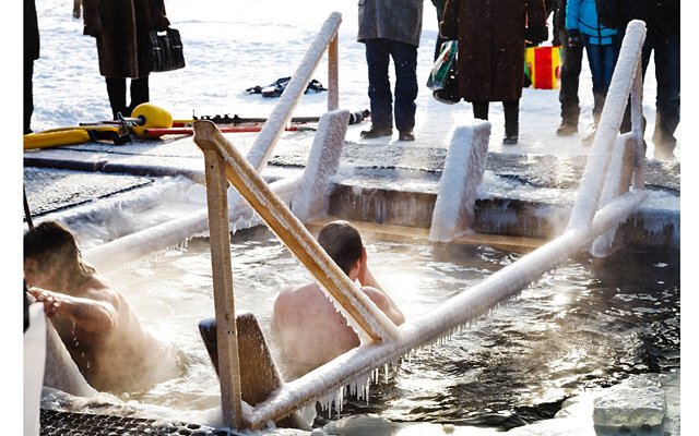 Крещение-2015: где купаться в Москве с 18 на 19 января?