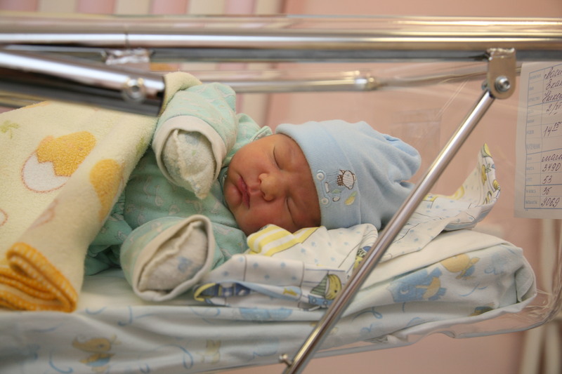 Фото новорожденных малышей в роддоме