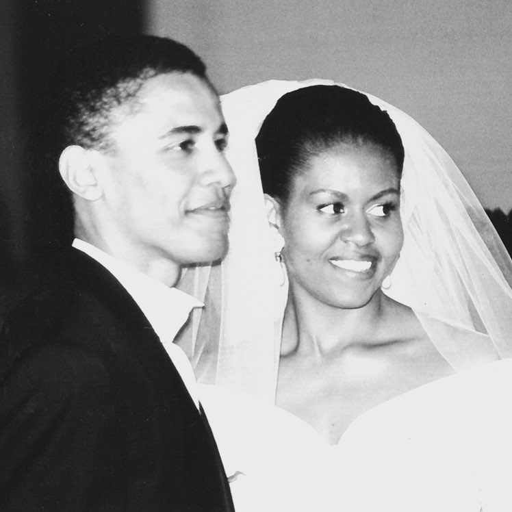25 лет рядом: Мишель Обама романтично поздравила мужа с годовщиной