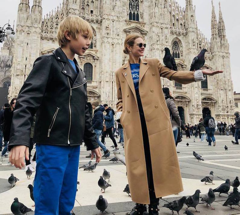 Наталья Водянова открыла показ Versace на Неделе моды в Милане 