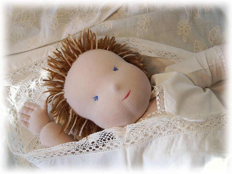 Вальдорфская кукла младенец