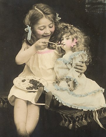 Ретро фото, дети и куклы