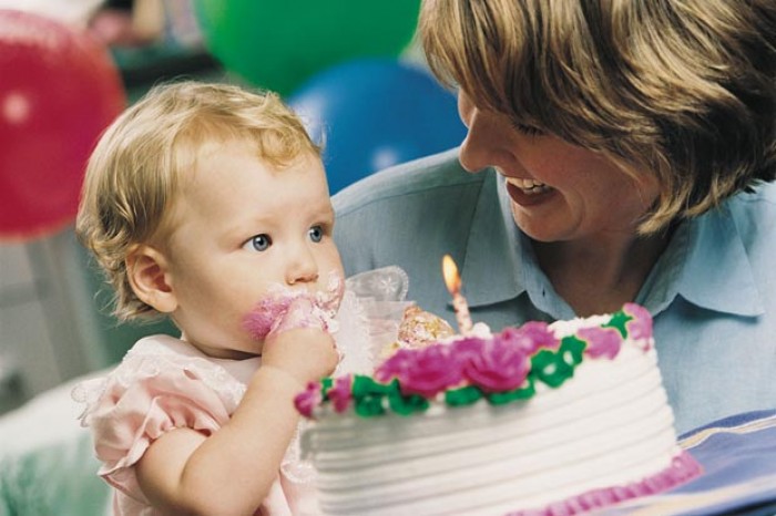 Ребенку год, как отпраздновать событие всей семьей? 