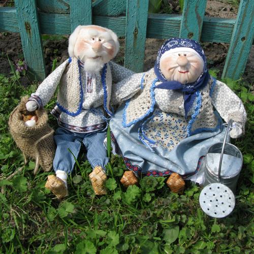 Самодельные бабушки. Огород для кукол. Куклы для дачи. Куклы дед и баба. Кукла бабушка.