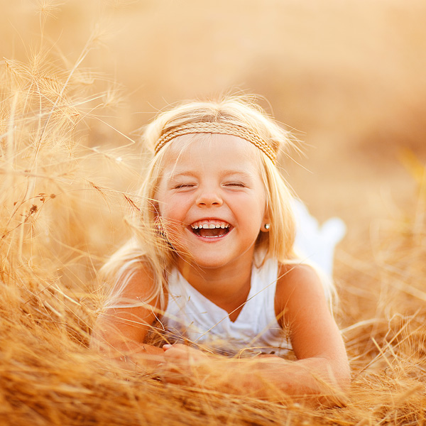 Нати детям. Девочка Пшеничка. Фото солнышко детское. Солнце улыбается фото. Солнце фото для детей 3 лет.