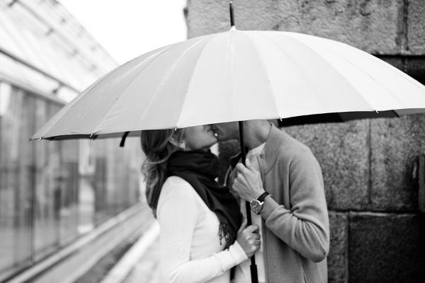 Любовь - это вместе под одним зонтиком :) Abril