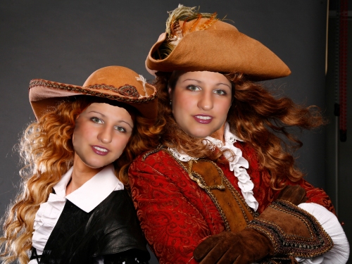 Сестры - пираты! Масюнечка