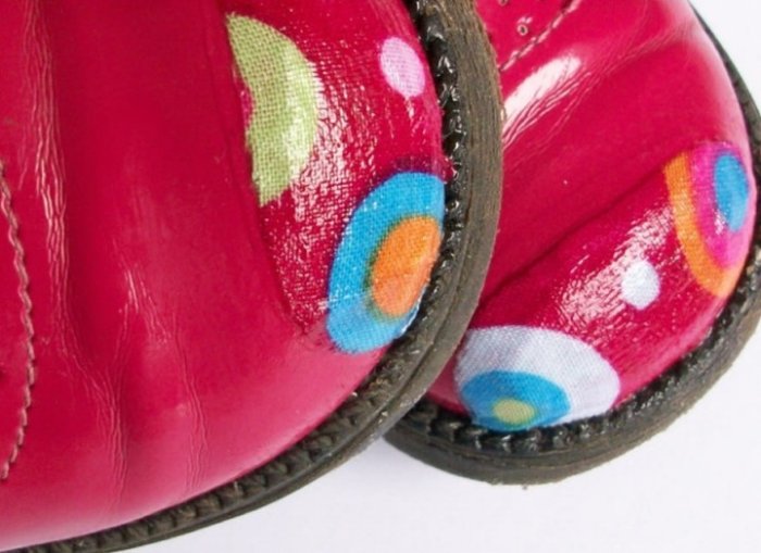 Как реанимировать детские туфли 