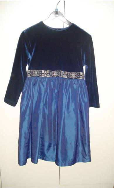 Платье бархатное с длинным рукавом  1.JPG