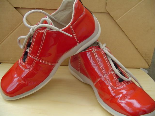 Туфли Кубо Ит р.31 красный лак.JPG
