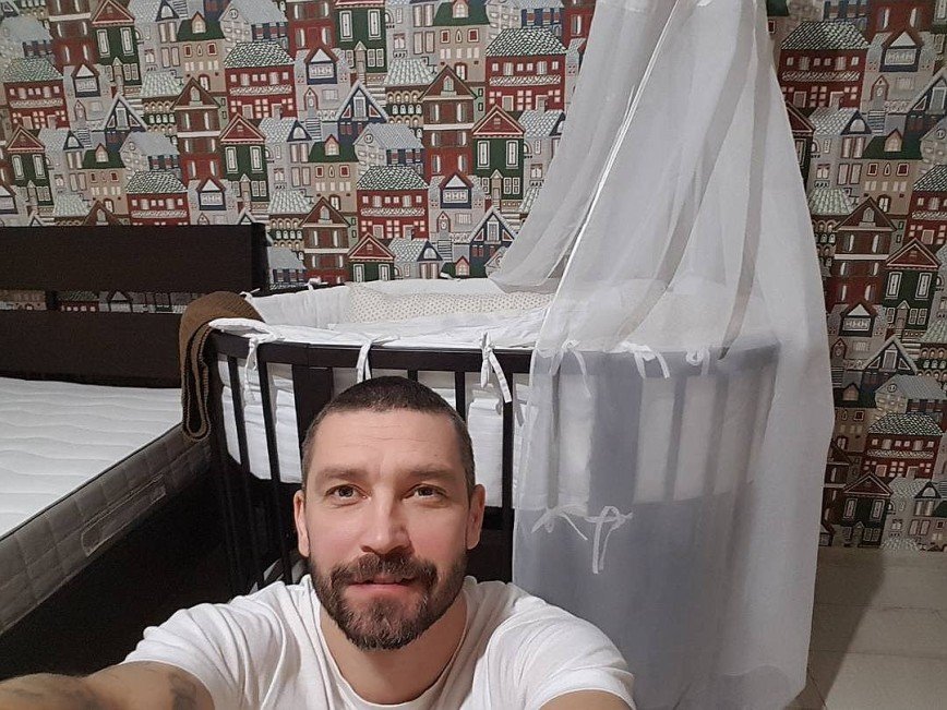 40-летний Владимир Кристовский стал отцом в пятый раз