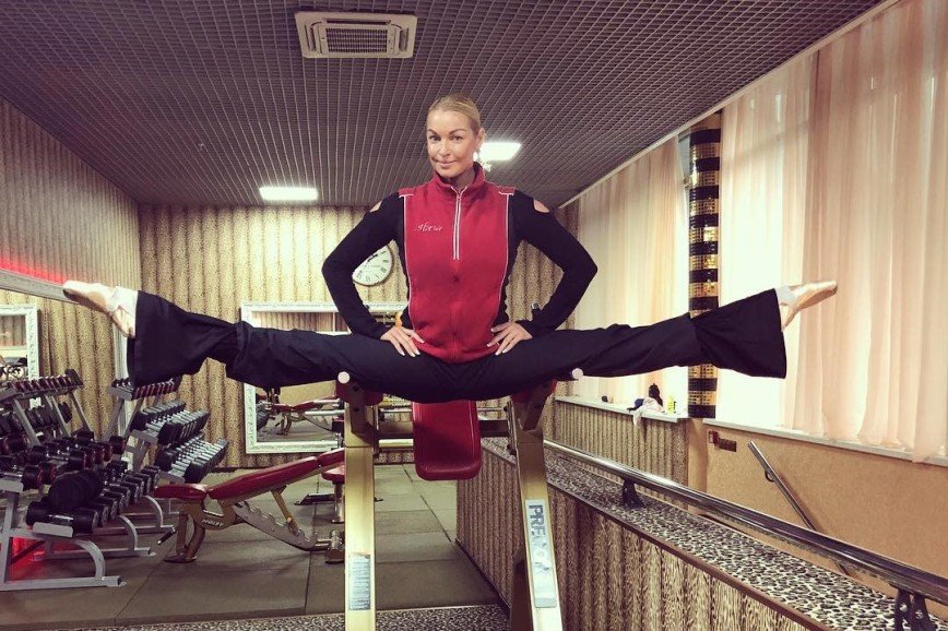 "Волочкова уже не та": архивное фото балерины обсуждают в интернете