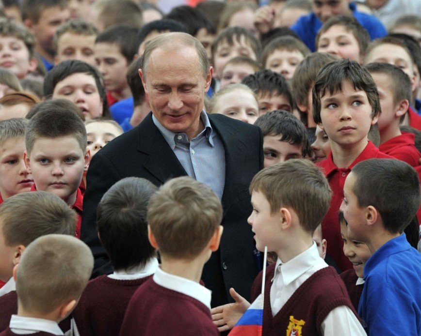 Путин создал «Российское движение школьников»