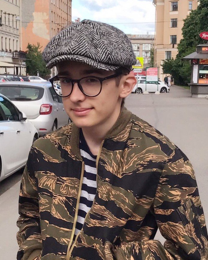 Сергей Шнуров гордится сыном, хотя тот не курит и почти не матерится