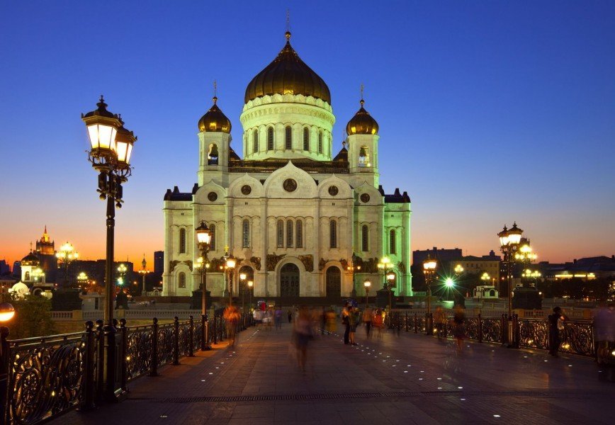 Москвичей и гостей столицы приглашают на бесплатные пешеходные прогулки по городу