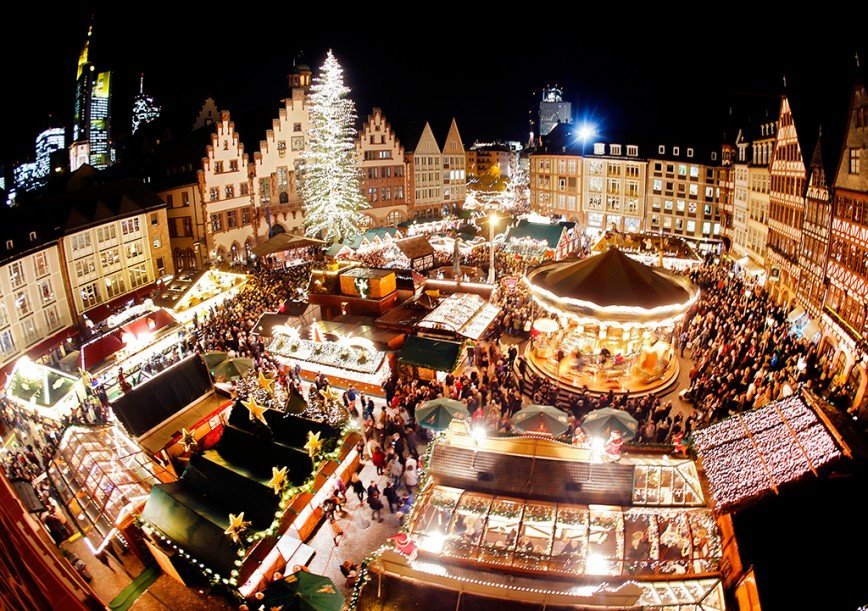 Рождественские ярмарки открылись по всей Европе