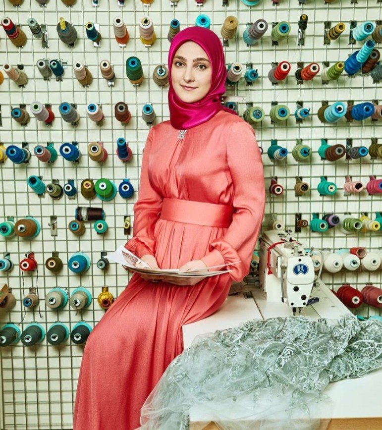 Дочь Кадырова Айшат получила признание в мире моды