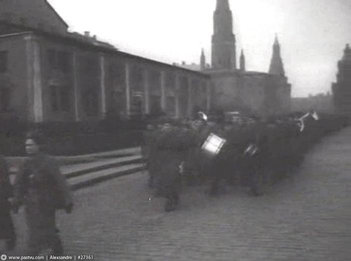 Как маскировали кремль во время войны фото