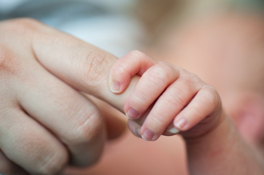 Впервые в мире новорожденного записали без указания пола