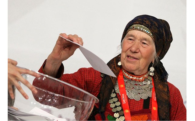 «Бурановская бабушка» понесет Олимпийский факел