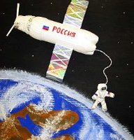 12 апреля что можно делать. Поделка ко Дню космонавтики. Поделка ко Дню космонавтики в детский. Макет космос в садик.