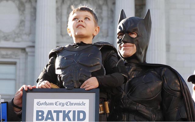 Больной лейкемией мальчик на один день стал Бэтменом