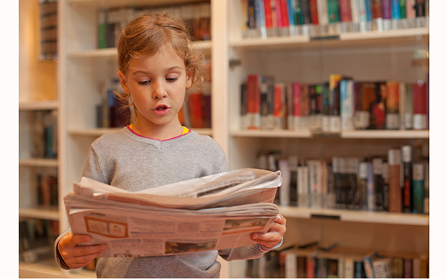 Московских школьников научат правильно читать газеты