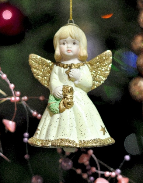 Рождество ... и ангел возвестил о чуде Lilibet