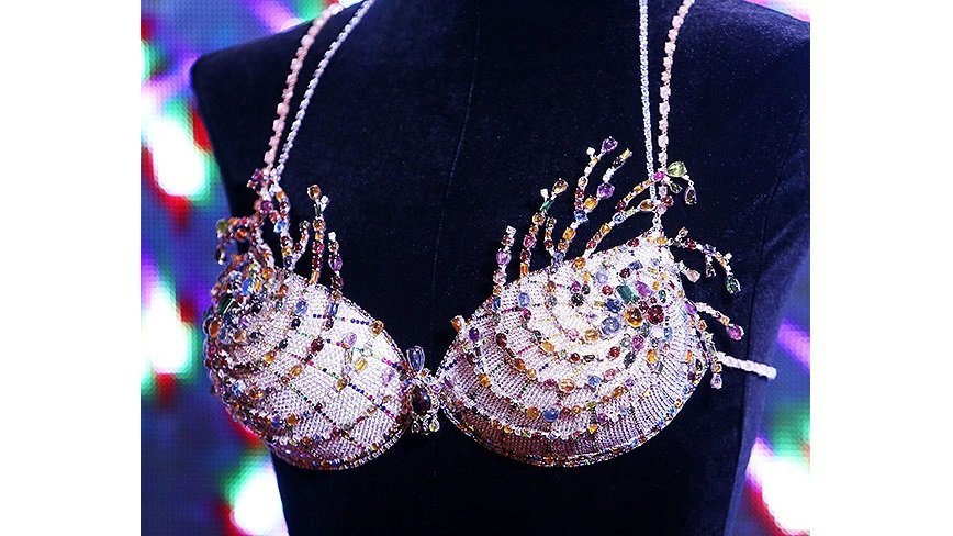 Лили Олдридж представит бюстгальтер Victoria's Secret за 2 млн долларов
