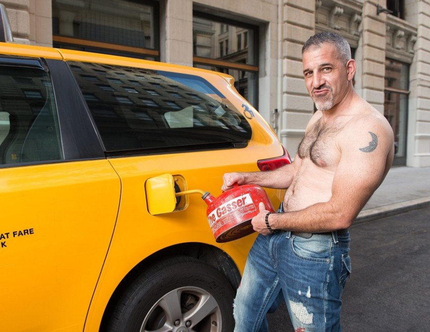 Брутальный пин-ап от нью-йоркских таксистов