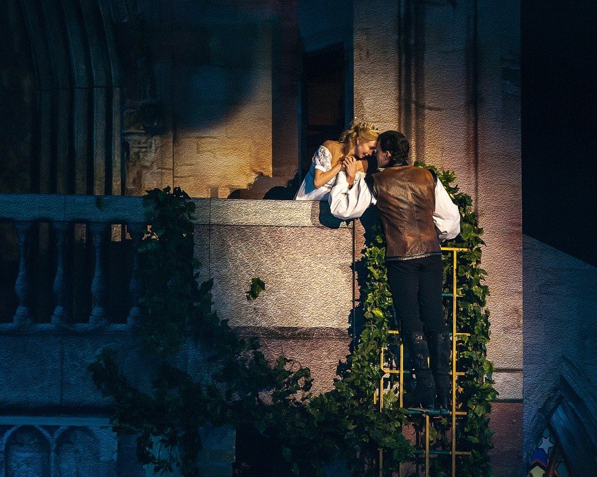 И лёд, и слёзы, и любовь: в Москве пройдёт шоу Ильи Авербуха "Ромео и Джульетта"