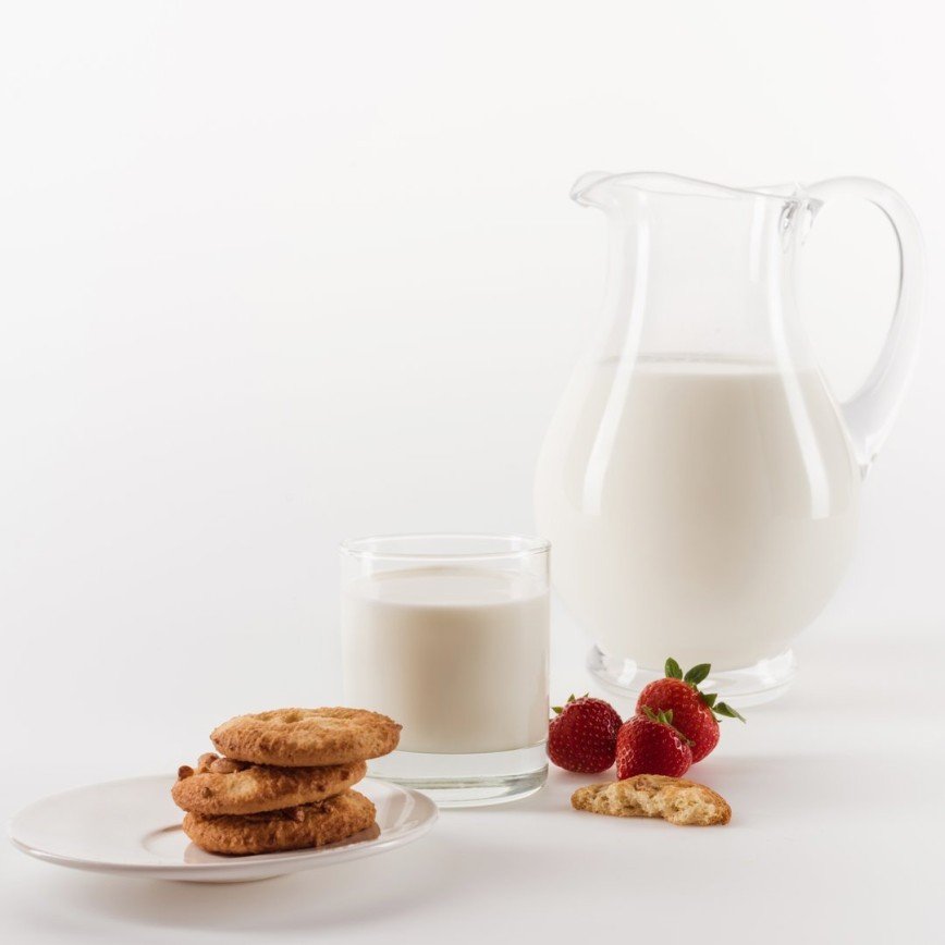 Молочные реки: как выбрать молоко и избежать проблем с желудком