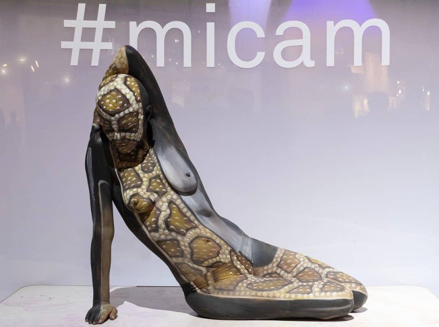 Шагнуть в будущее: в Милане представили главные тренды обувной моды