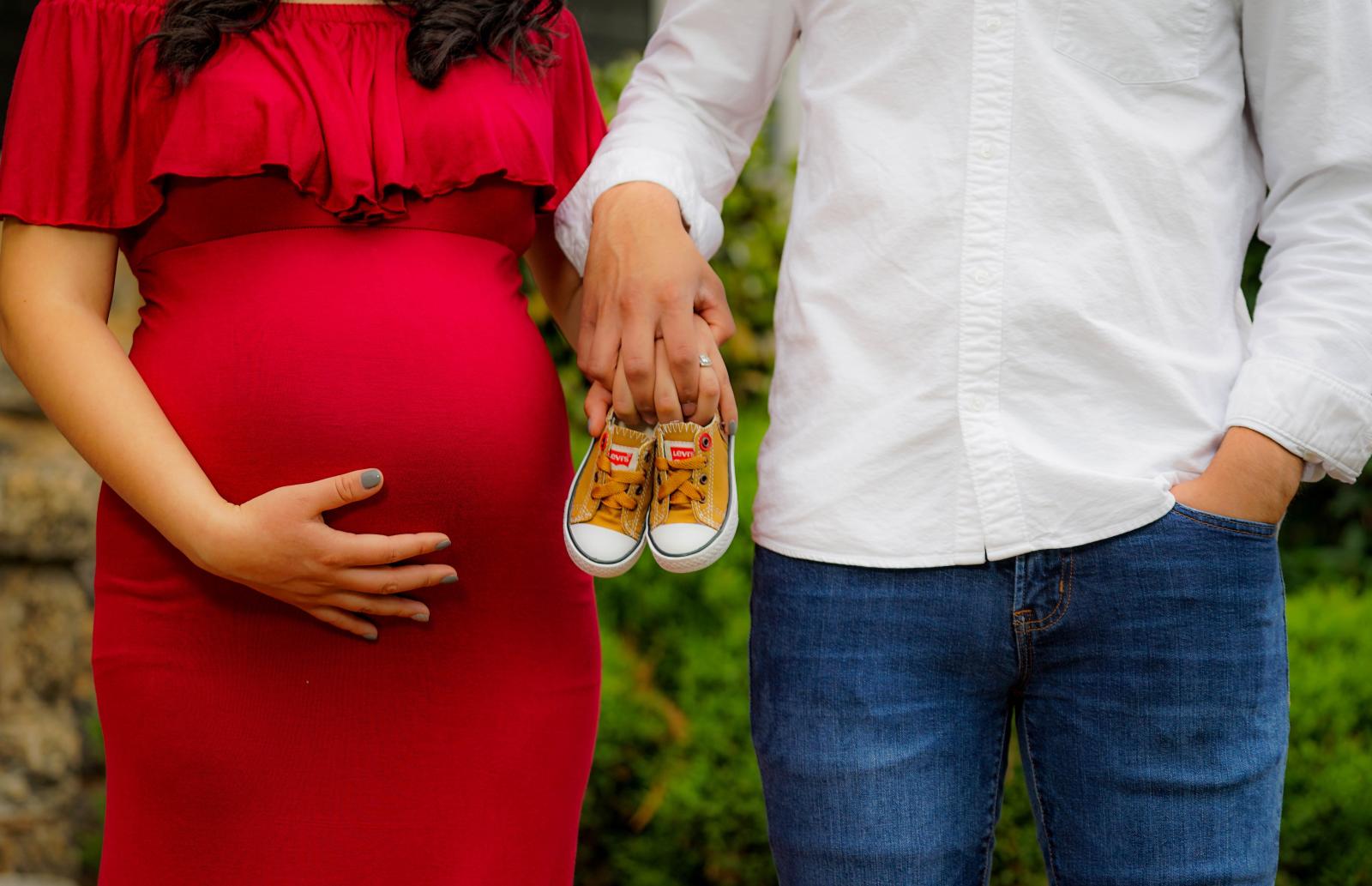 Все бесплатно! Беременность и роды по ОМС. Инструкция для будущей мамы