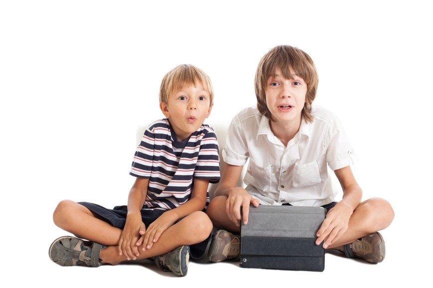 Как оторвать ребенка от компьютера: топ-5 событий на каникулы