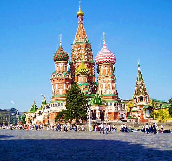 Красная площадь — главная и наиболее известная площадь Москвы. Pliz