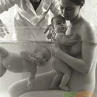 голая женщина с ребенком фото фото 44