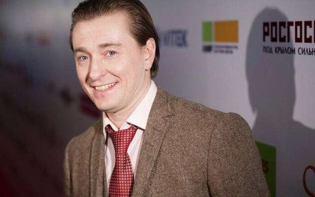 Сергей Безруков возглавил сразу три театра