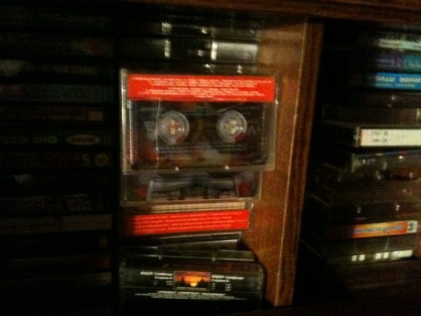 Коллекция старых кассет  Laysay