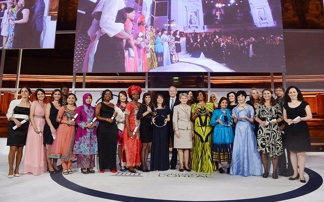 Премия для женщин в науке от L'Oréal отмечает юбилей