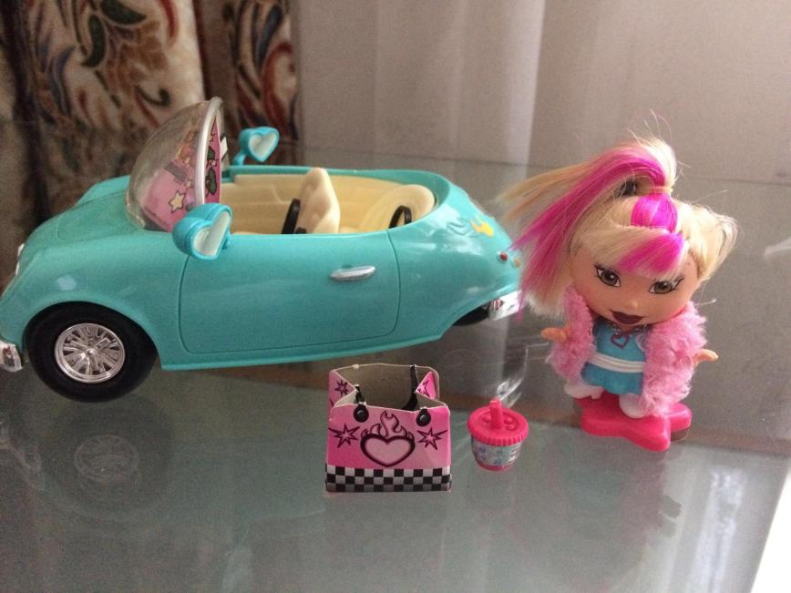 Кукла с машиной 