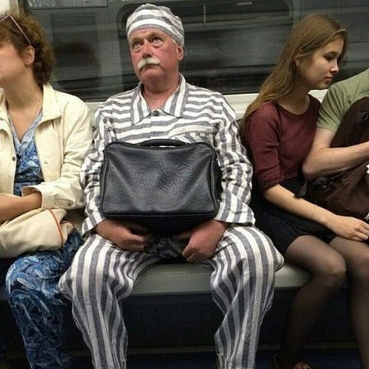 Яркие модники московского метро