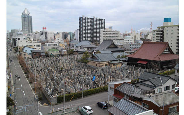 Японское кладбище - фотографии