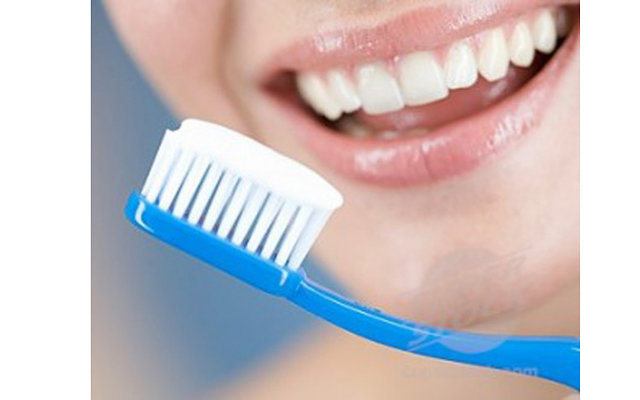 Зубная паста: так ли она важна?