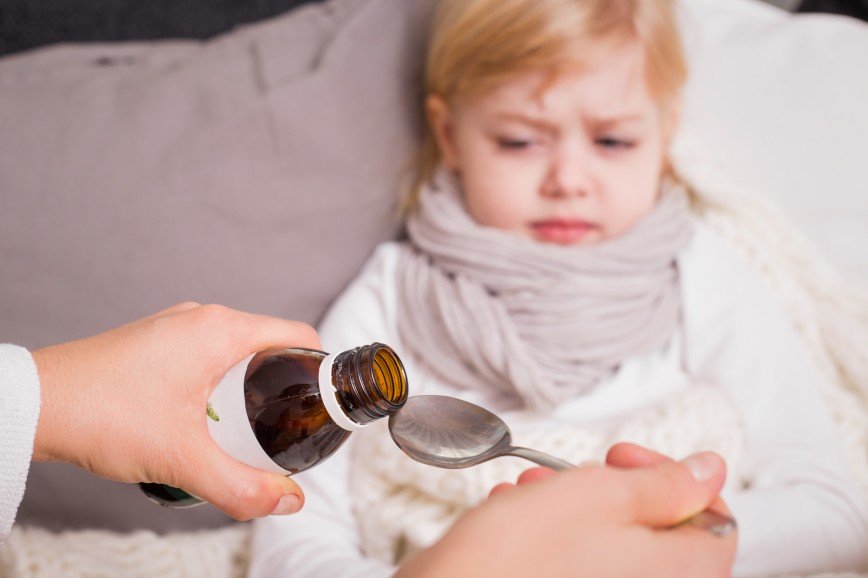 Лекарства от кашля вредны маленьким детям