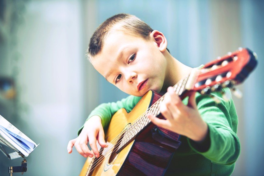 Занятия музыкой улучшают память у подростков
